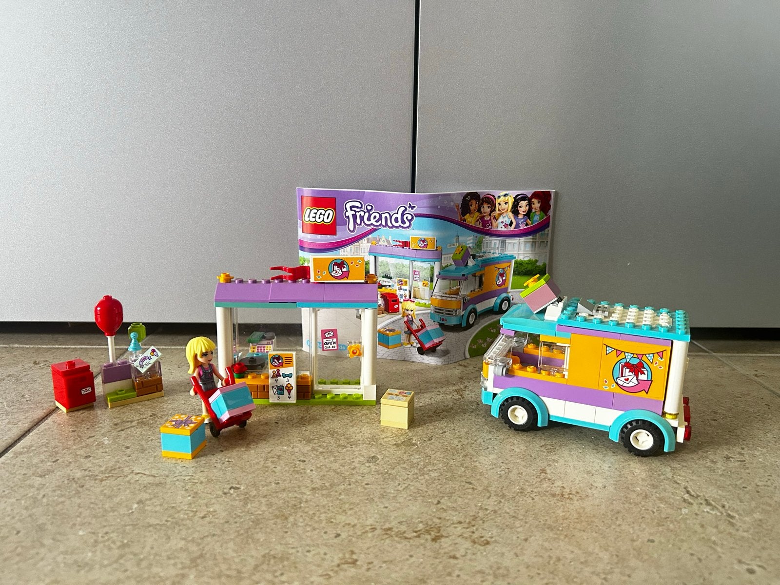 LEGO Friends 41310 Heartlake Pakjesdienst, Ophalen of Verzenden, Zo goed als nieuw, Overige merken