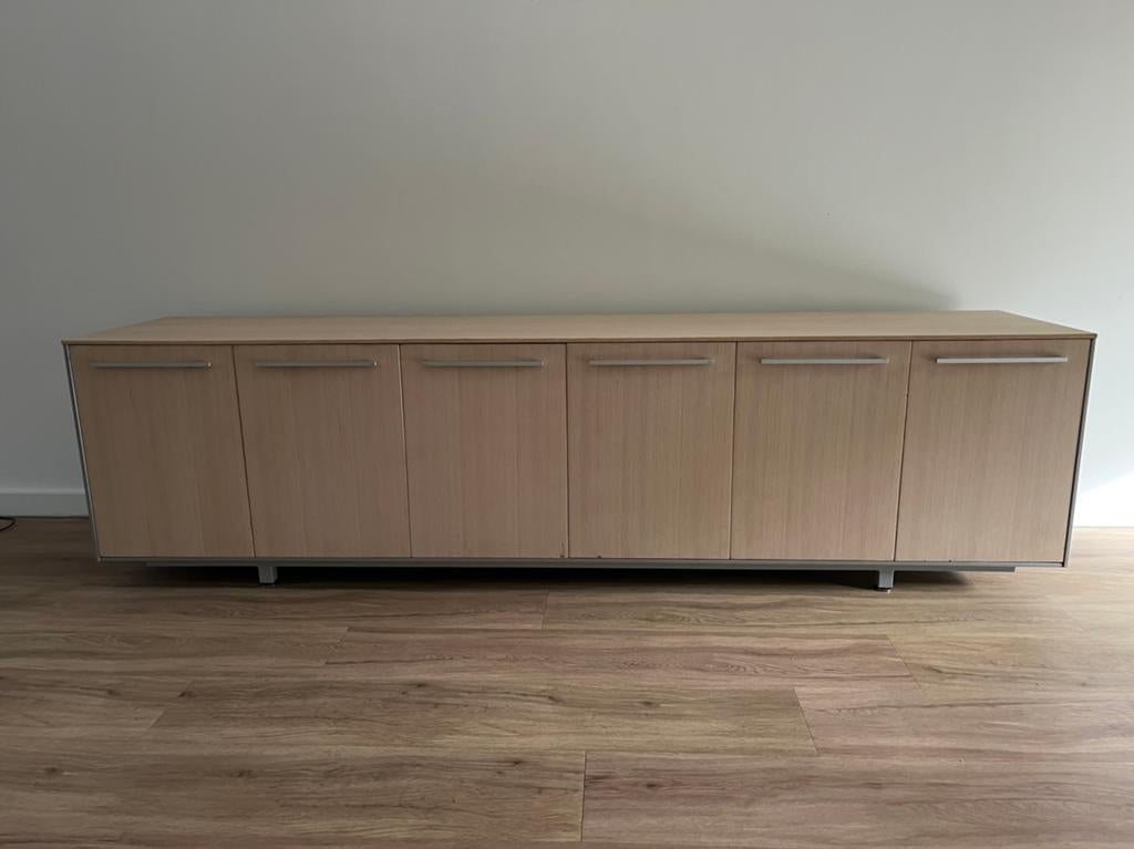 Dressoir, stevig en zwaar, 240 x 65 x 50 cm, Huis en Inrichting, Kasten | Dressoirs, Gebruikt, 200 cm of meer, 25 tot 50 cm, Met deur(en)