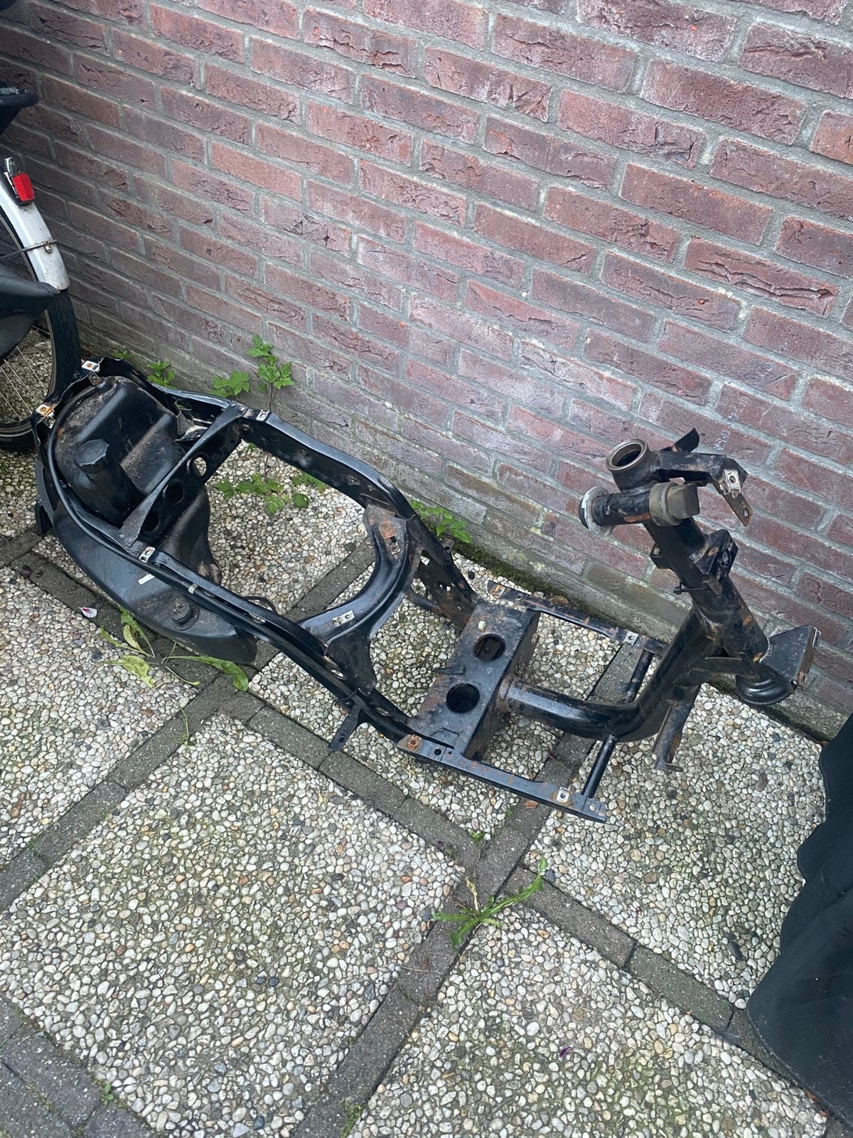 Piaggio zip brom frame, Fietsen en Brommers, Scooters | Piaggio, Ophalen, Zo goed als nieuw, Benzine, Zip