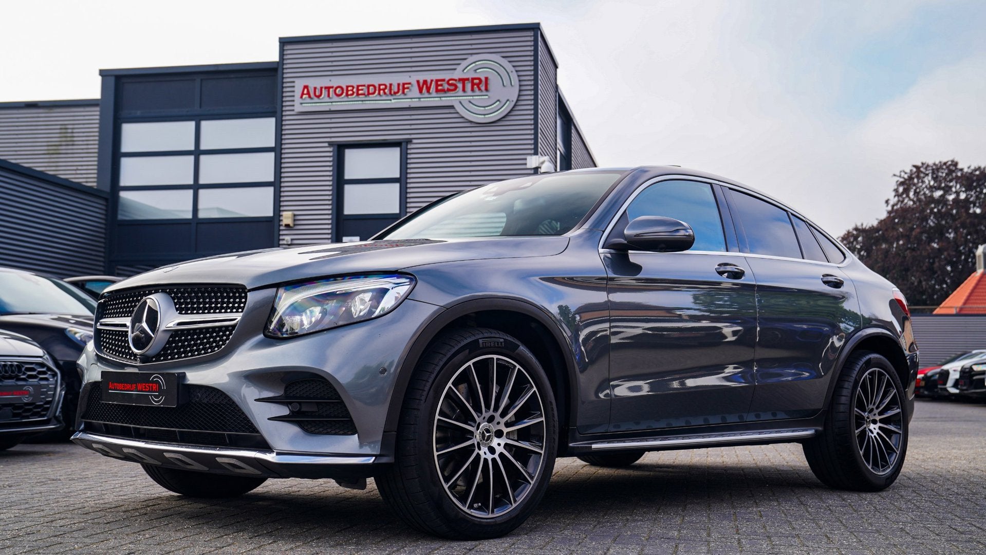 Mercedes-Benz GLC 300 4MATIC | 360 Camera | Burmester | Pano, Gebruikt, 245 pk, 102 €/maand, Automatische klimaatregeling