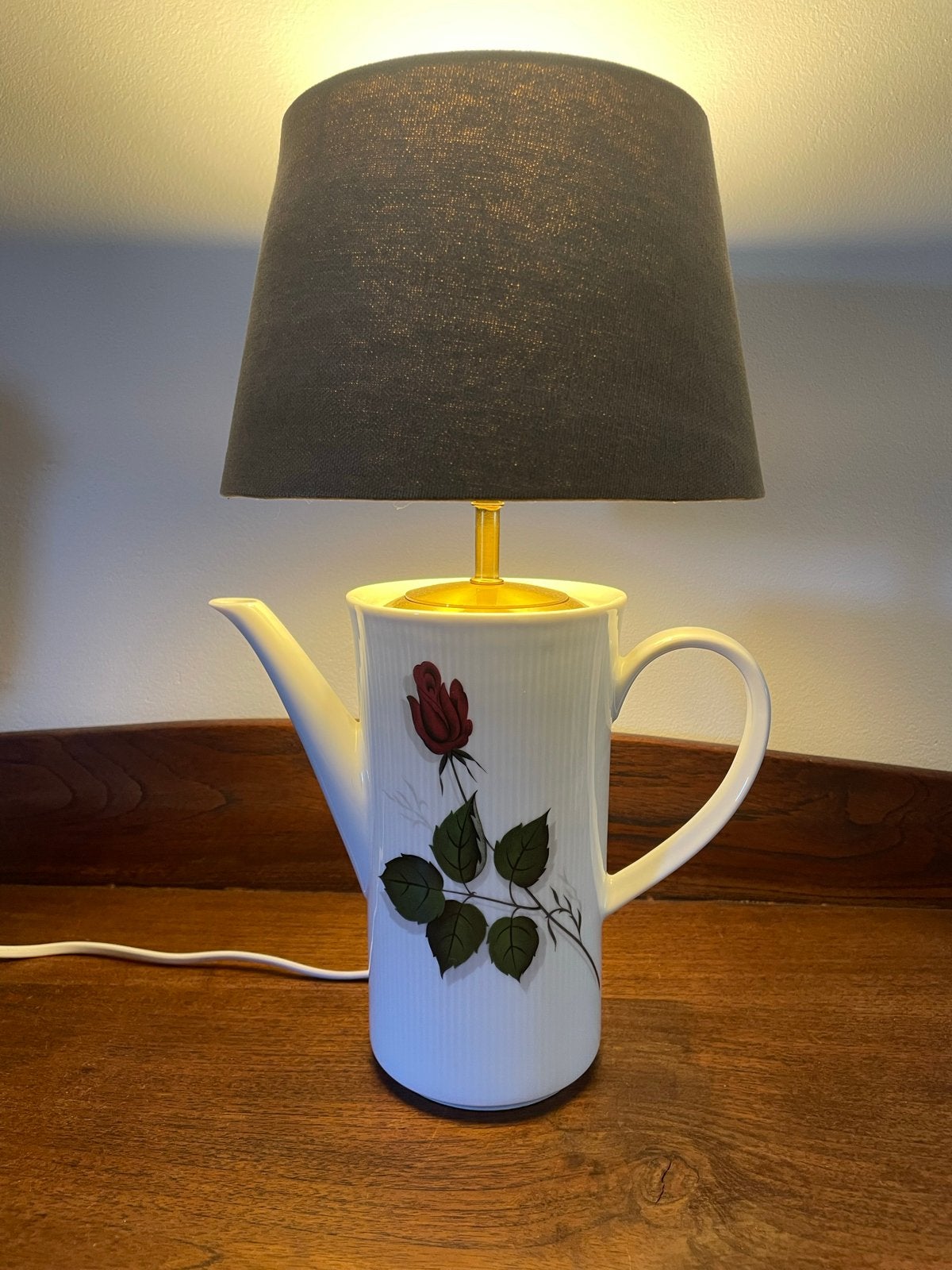 Unieke Theepot Tafellamp - 37 cm hoog met lampenkap, Ophalen, Gebruikt, Keramiek, Wit