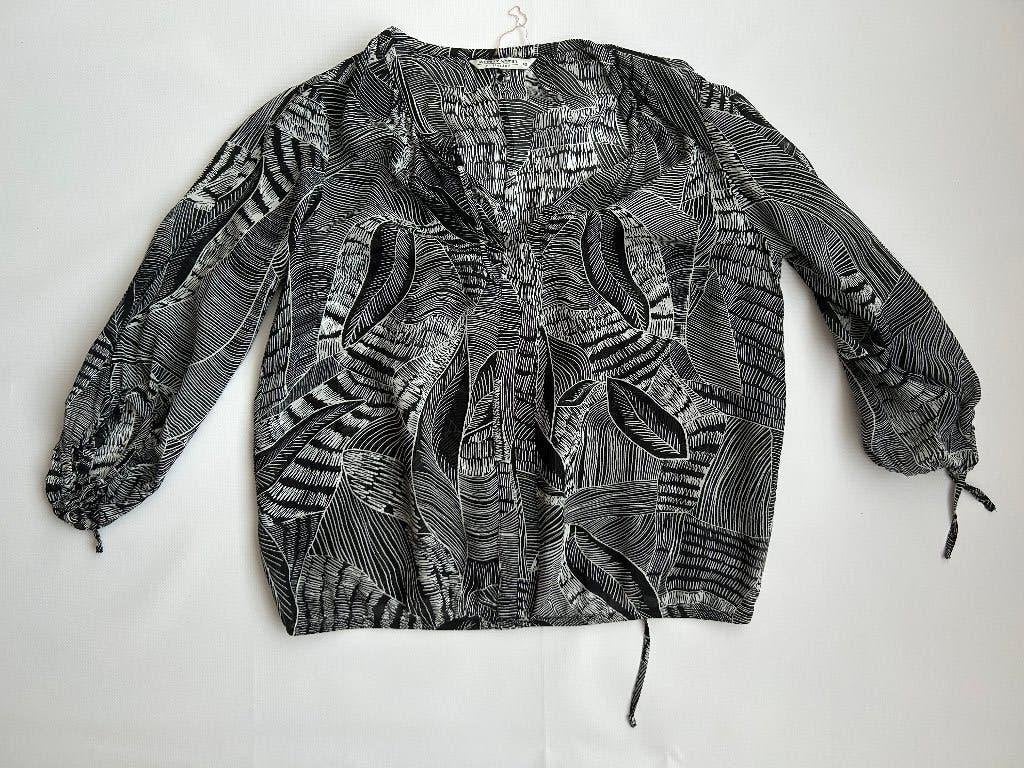 SUMMUM blouse zwart / wit 40 in ~~nieuw~~ staat, Kleding | Dames, Verzenden, Zo goed als nieuw, Maat 38/40 (M), Zwart