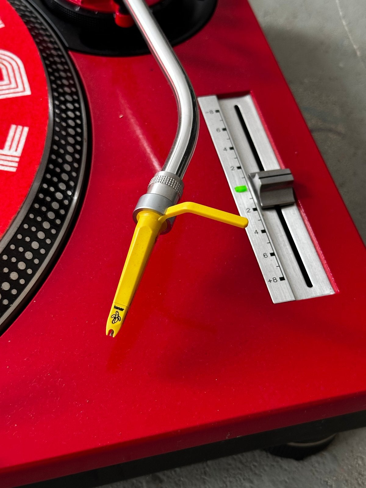 Technics SL-1210MK2 Platenspeler Rood - Zo goed als nieuw, Ophalen, Pitch-regelaar, Zo goed als nieuw, Platenspeler
