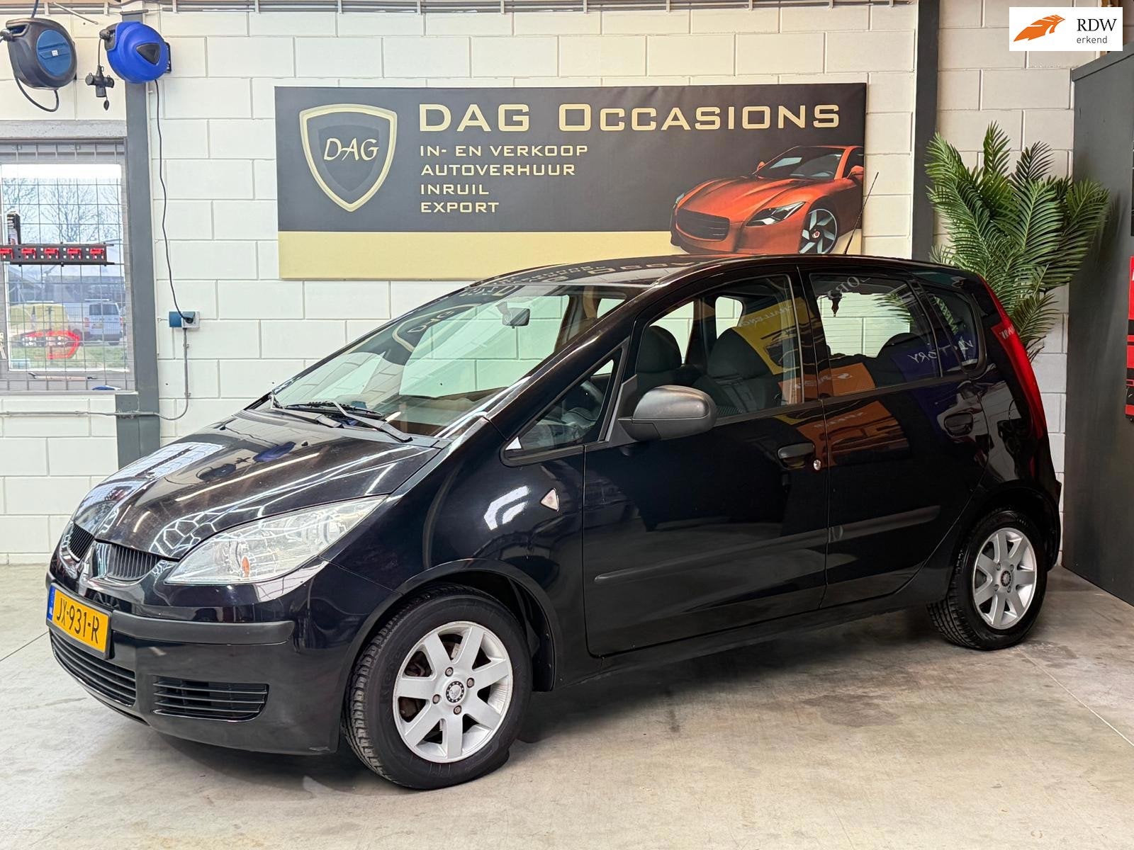 Mitsubishi Colt 1.1 AIRCO|ELEKTRISCHE RAMEN|LM VELGEN, Voorwielaandrijving, Stof, Gebruikt, Bedrijf