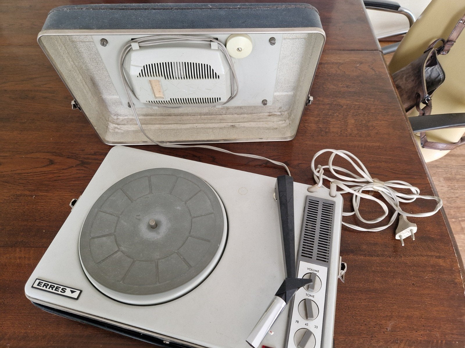 Vintage Draagbare platenspeler merk Erres., Ophalen of Verzenden, Overige merken