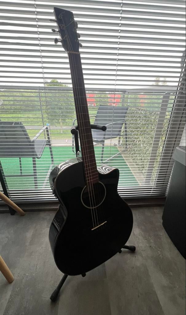 Tanglewood TVC met Elixir snaren, Ophalen, Zo goed als nieuw, Western- of Steelstringgitaar