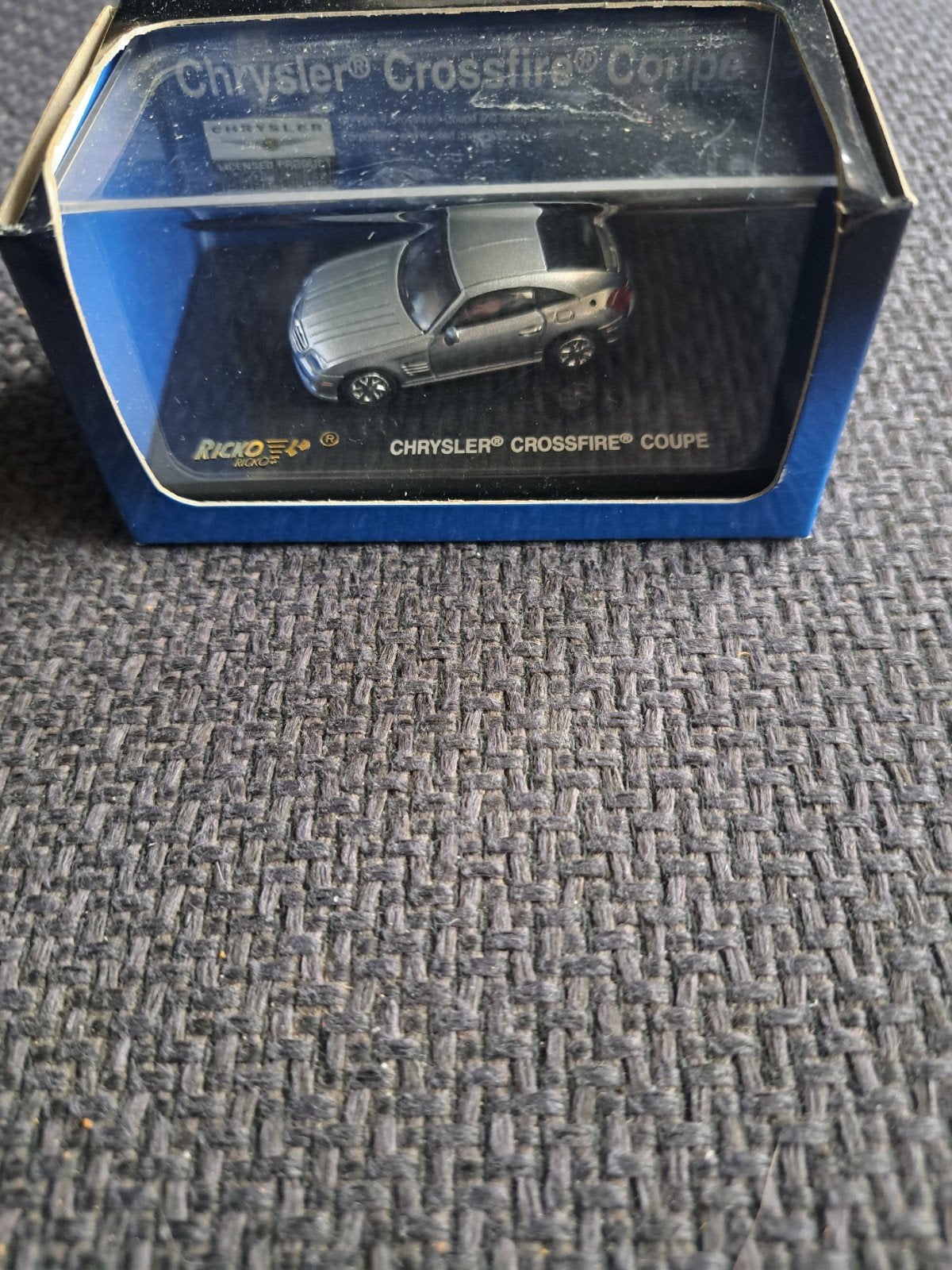 busch model chryslers crossfires coupe, Hobby en Vrije tijd, Overige merken, Auto, Germany/china, Nieuw