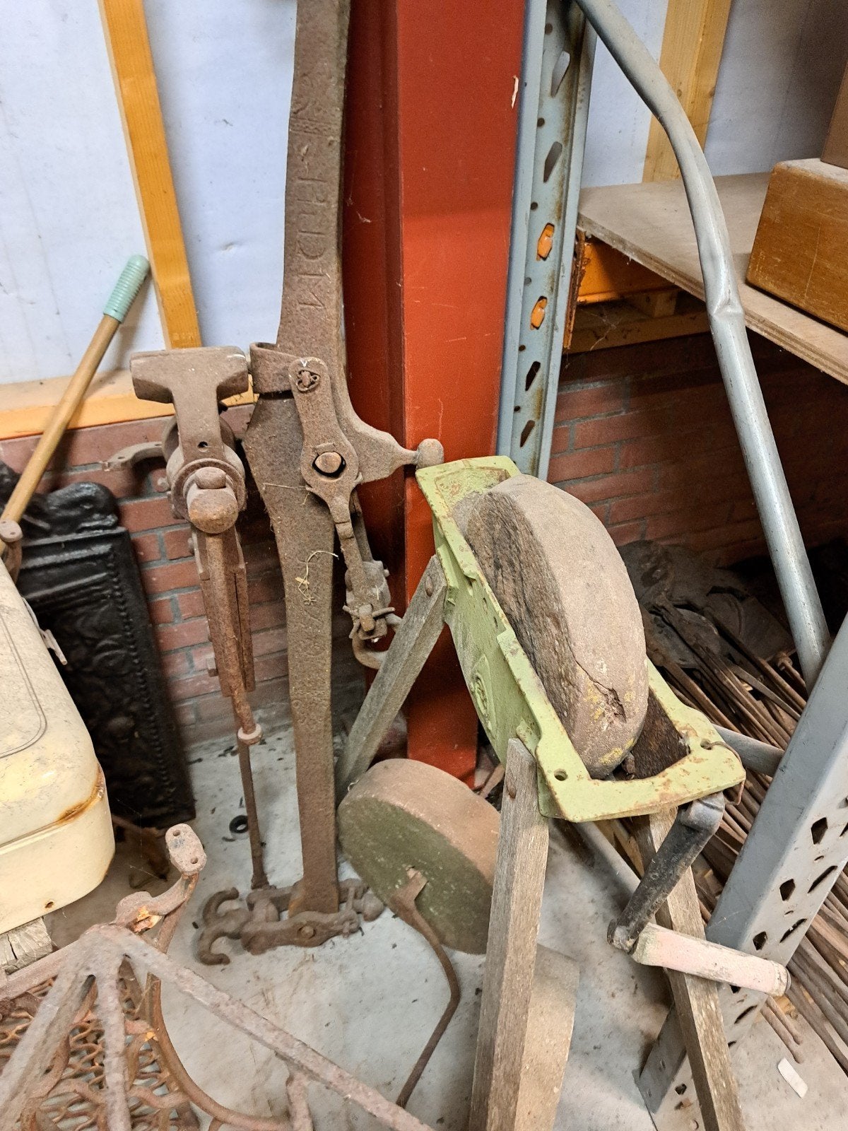 Oude bankschroef, Ophalen, Gebruikt