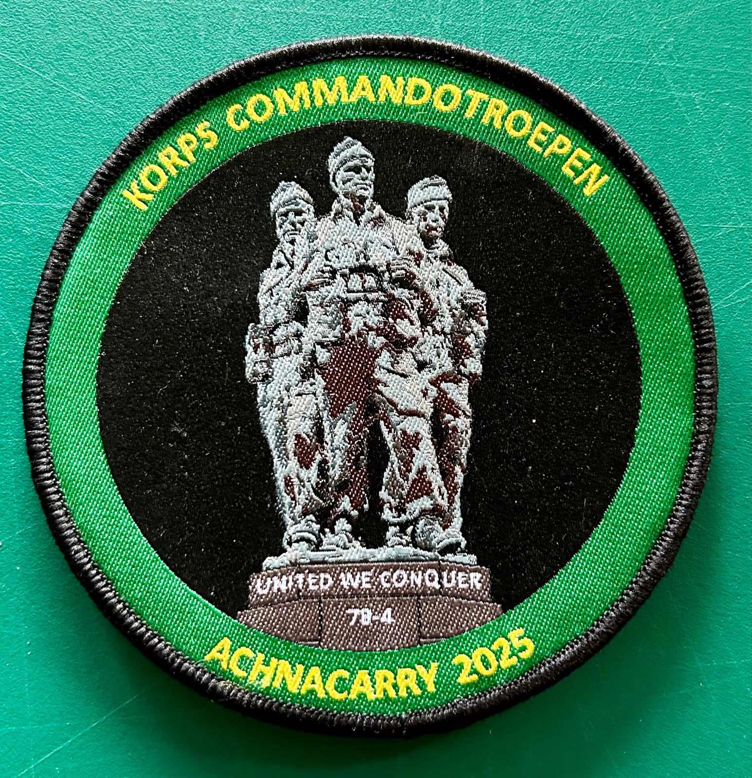 Badge Commando Achnacarry 2025 KCT, Verzenden, Landmacht, Nederland, Embleem of Badge