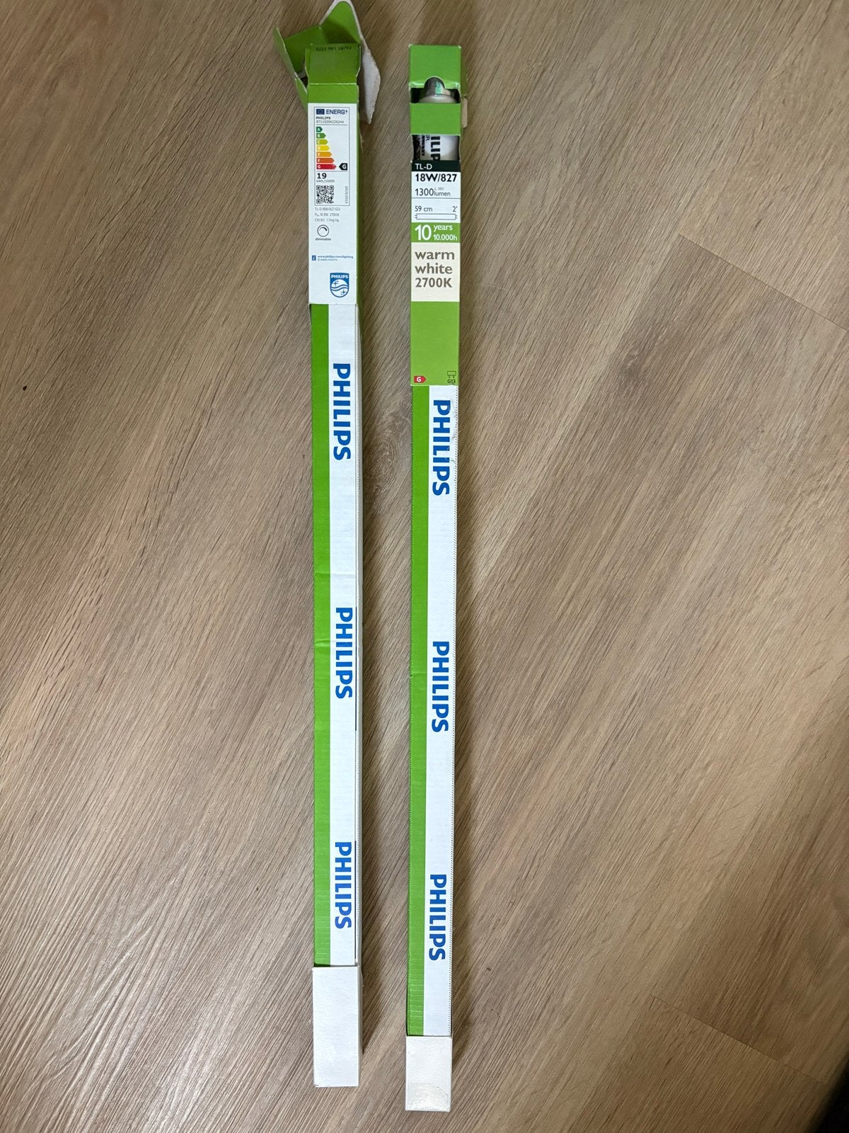 2x Philips TL-D 18W/827 Warm Wit 2700K Lampen, G13 (TL), Nieuw, TL-buis, Warm wit