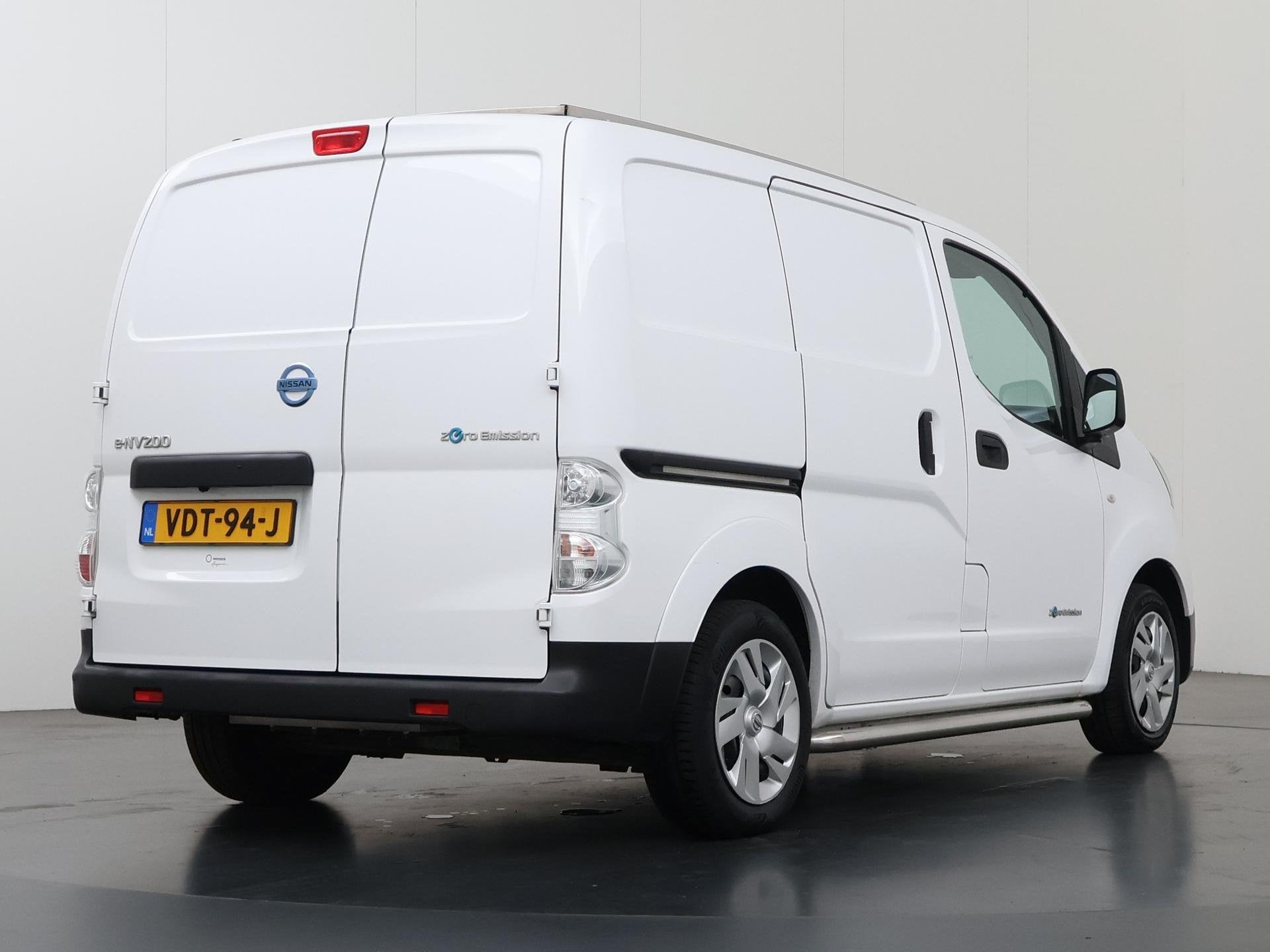 Nissan e-NV200 Optima 40 kWh | KOEL/VRIES | ZONNEPANEEL | DA, Auto's, Gebruikt, Zwart, Origineel Nederlands, Automatische klimaatregeling