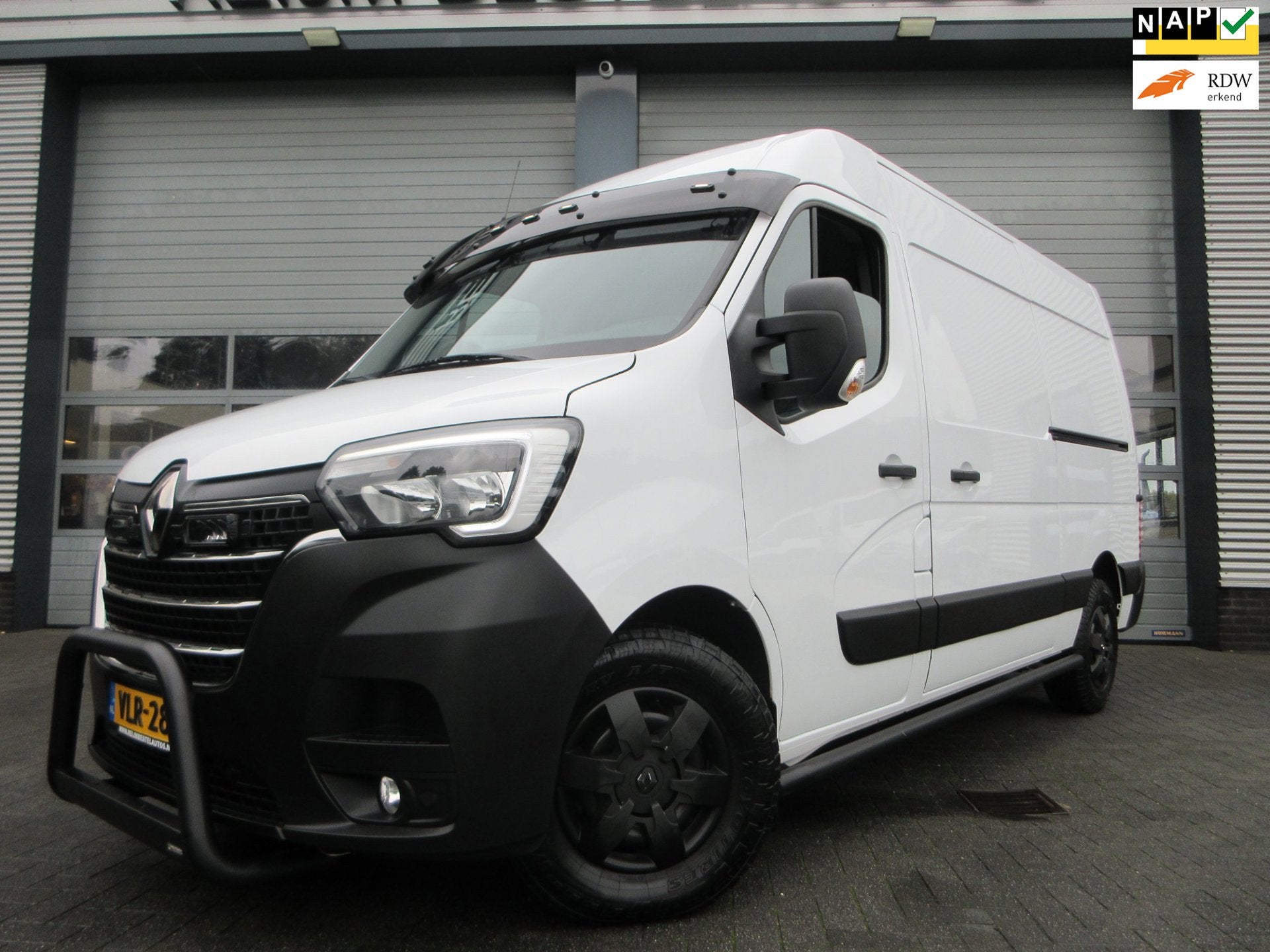 Renault Master T35 2.3 dCi 180pk, L2, Navi, Camera, LED, 2x, Voorwielaandrijving, Stof, Gebruikt, 4 cilinders