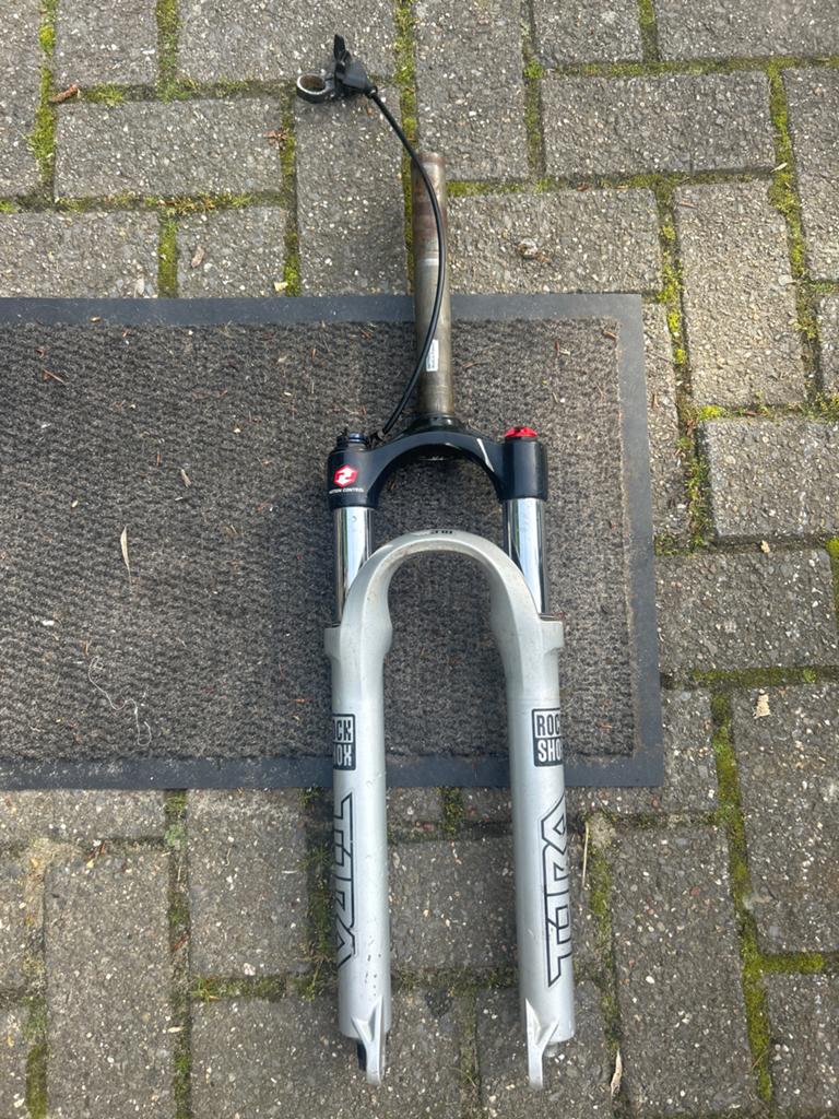 RockShox Tora 26 inch voorvork met lock-out, Ophalen of Verzenden, Gebruikt, Mountainbike, Voorvork