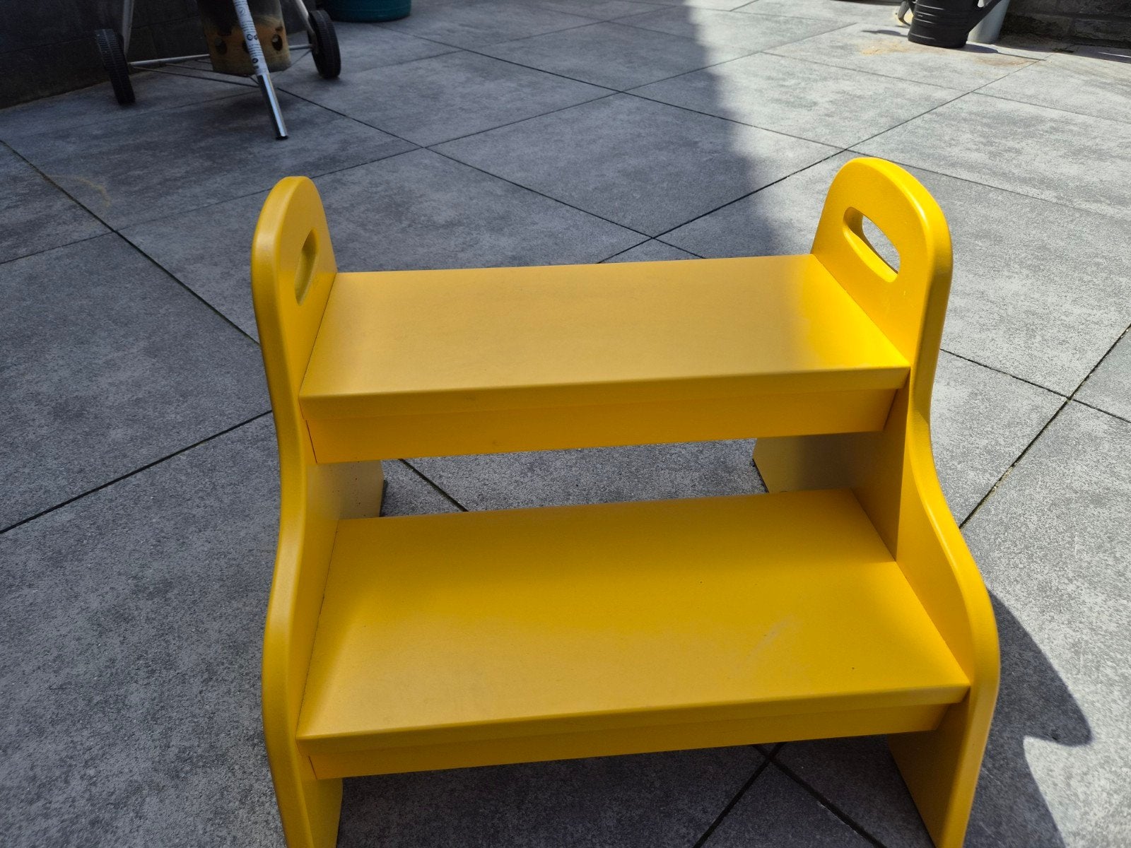 Ikea trogen tarpje/krukje geel, Ophalen of Verzenden, Zo goed als nieuw, Hout