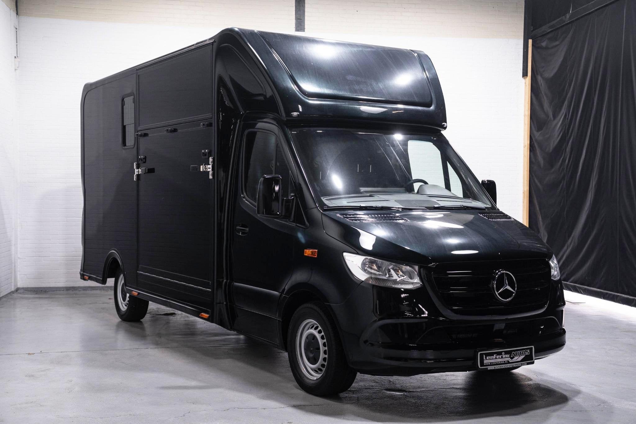 Mercedes-Benz Sprinter 316 CDI 163 pk Paardenwagen Nieuwe op, Gebruikt, Overige typen, Mercedes-Benz Nederland B.V., Ravenswade 4
3439 LD  Nieuwegein, NL