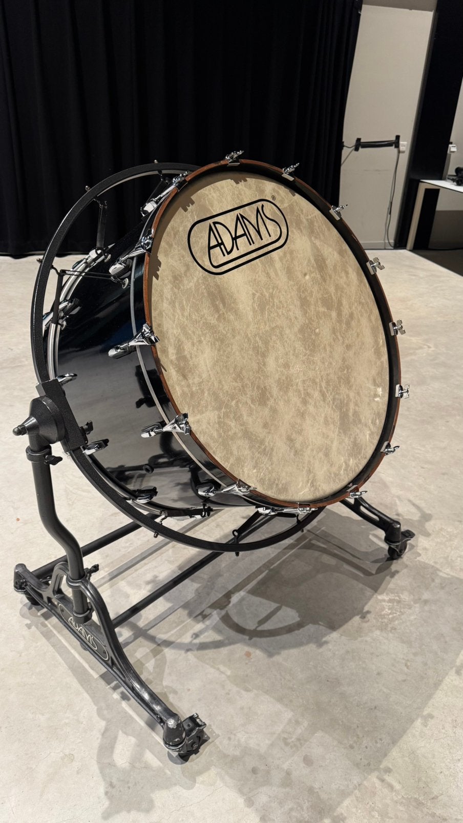 Adams Concert Bassdrum 32” Free Suspended, Ophalen, Gebruikt, Overige merken