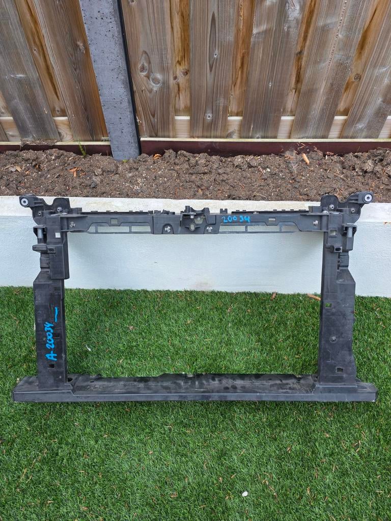 Voorfront koelerpakket houder 82A805588 audi a1, Auto-onderdelen, Gebruikt, Voor, Bumper, Audi