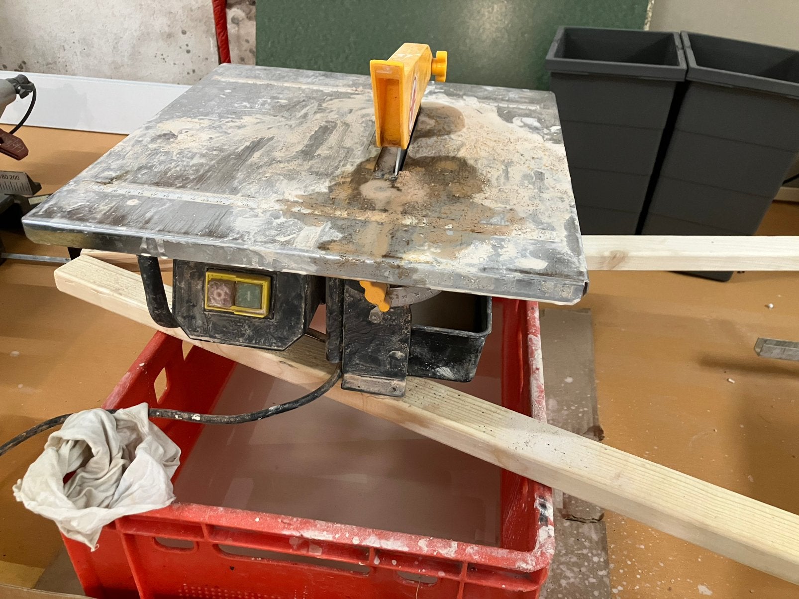 Tegelzaag tegelzaagtafel, Ophalen, Minder dan 30 mm, Gebruikt, Overige typen