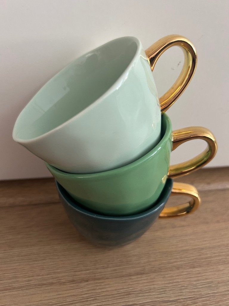Urban Nature Culture koffiekopjes 3 stuks groen/blauw, Huis en Inrichting, Keuken | Servies, Ophalen, Gebruikt, Overige stijlen