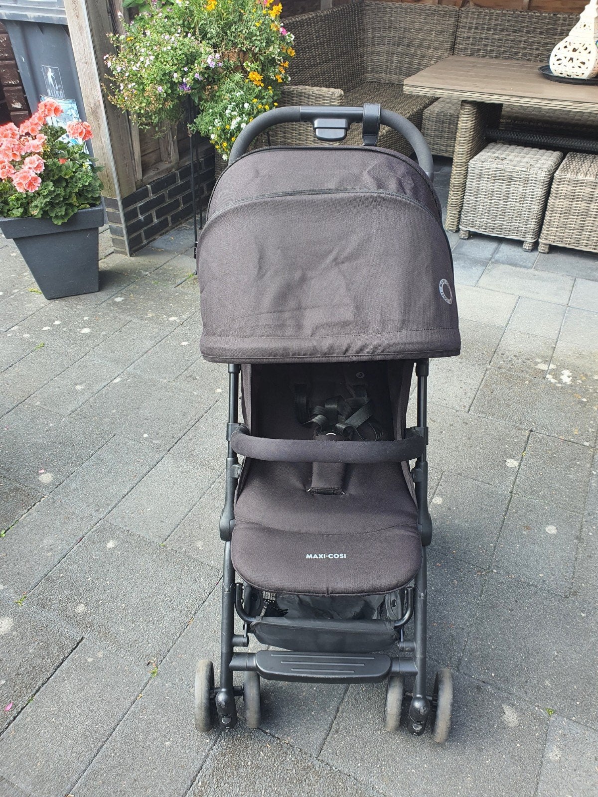 Keurige Maxi-Cosi Lara2 buggy, zeer compact/ lichtgewicht, Ophalen, Zo goed als nieuw