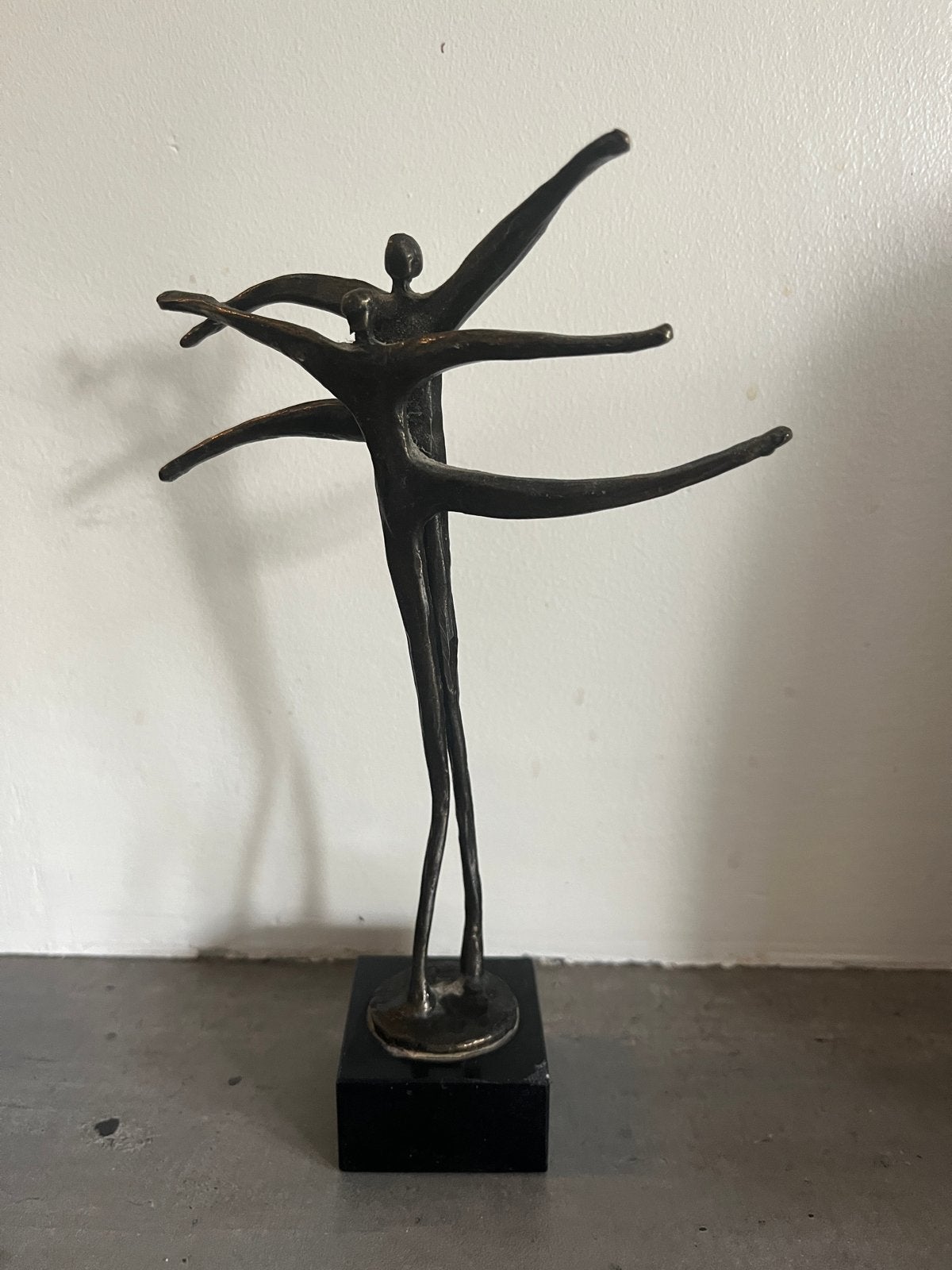 Corry Ammerlaan bronzen beeld 'Dansers', Groep mensen, Ophalen of Verzenden, Brons, Beeld