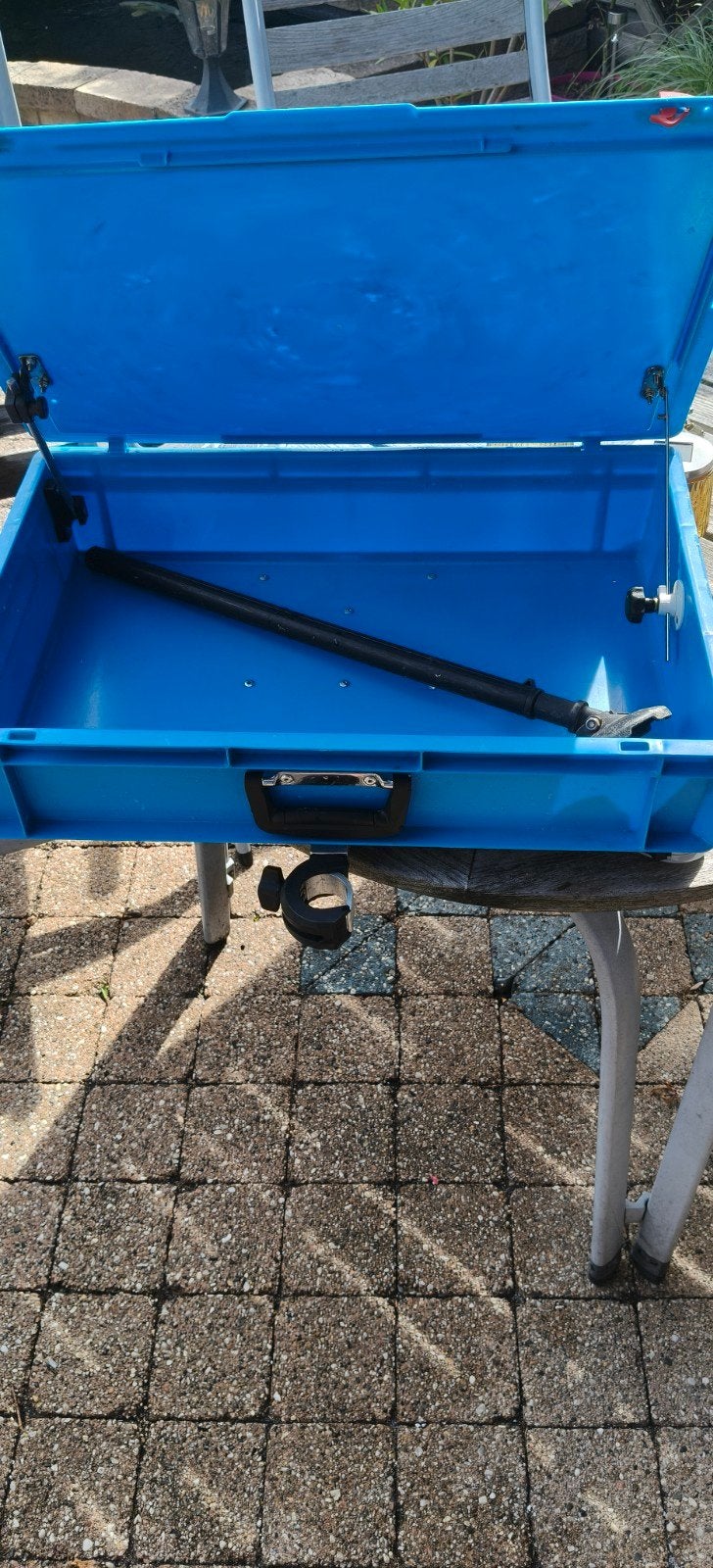 Grote aasbox voor zitkist/stoel (26/36mm poten), Watersport en Boten, Ophalen of Verzenden, Zo goed als nieuw