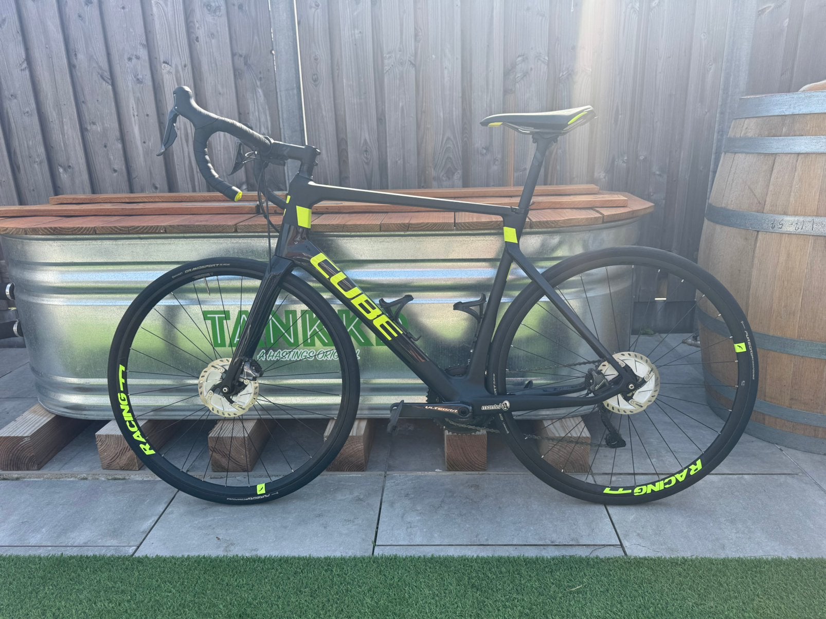Zeer mooie Cube Racefiets, Fietsen en Brommers, 28 inch, Carbon, Zo goed als nieuw, 57 tot 61 cm