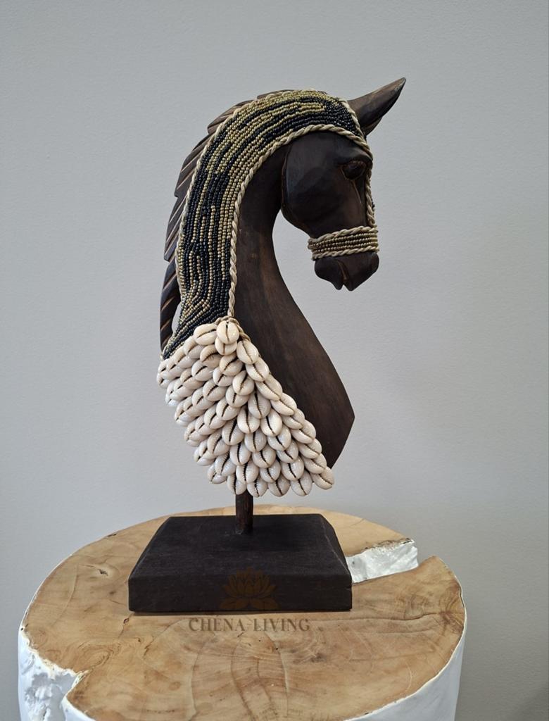 Paardenhoofd van hout met schelpen en kralen, Huis en Inrichting, Verzenden, Nieuw