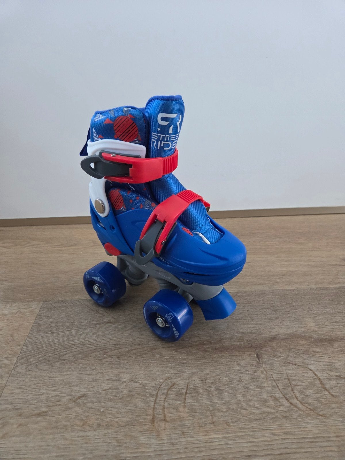 Verstelbare rolschaatsen 27-30, Kinderen en Baby's, Speelgoed | Buiten | Rolschaatsen, Ophalen, Verstelbaar, Zo goed als nieuw