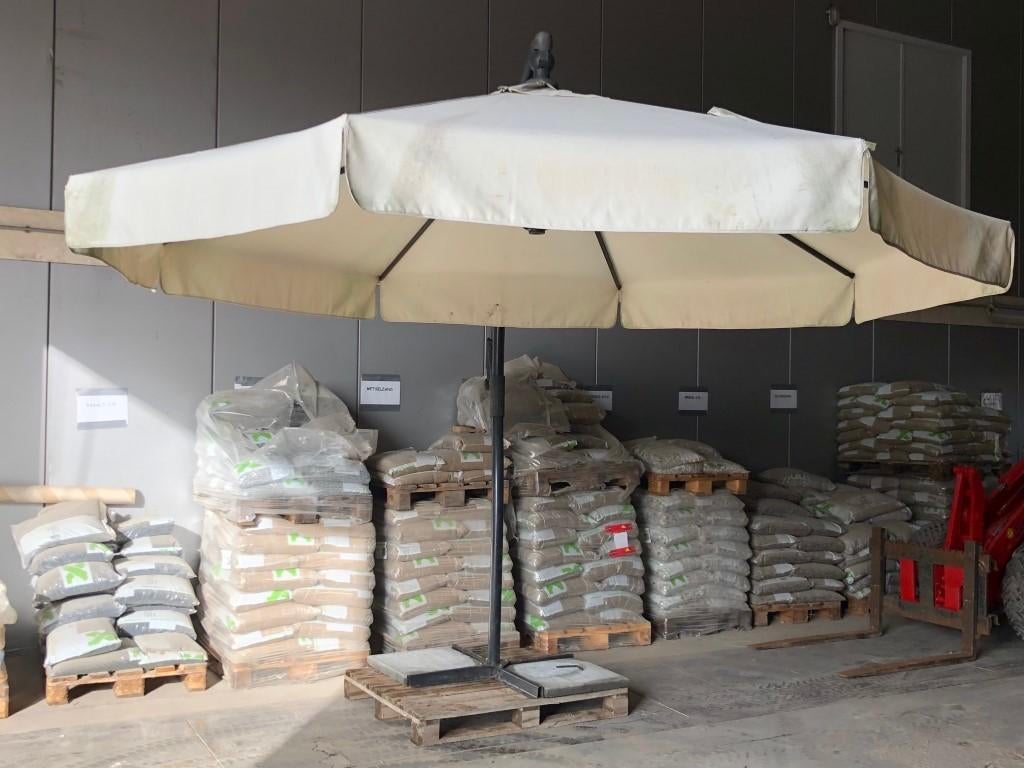 parasol gebruikt Ø 3 meter, Tuin en Terras, Ophalen, Gebruikt, Zweefparasol