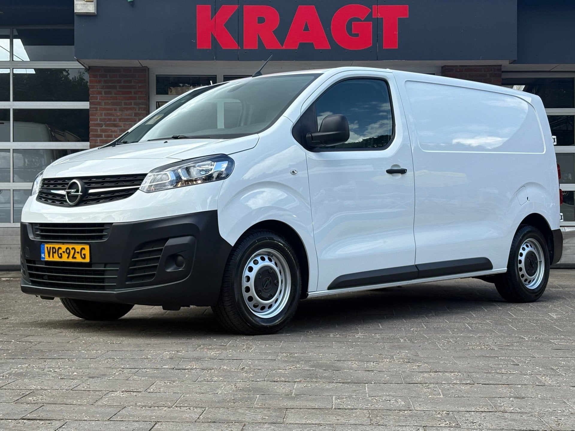 Opel Vivaro 2.0 CDTI L2H1 Edition|144PK|airco|cruise|apple c, Auto's, Bestelauto's, Bedrijf, Te koop, ABS, Airbags, Airconditioning