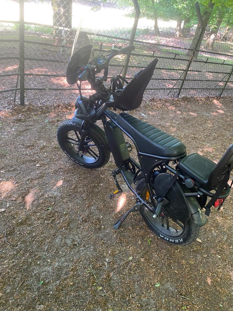 fatbike v8 met kinderzitjes, Fietsen en Brommers, Elektrische fietsen, 59 cm of meer, Ophalen, Zo goed als nieuw, Overige merken