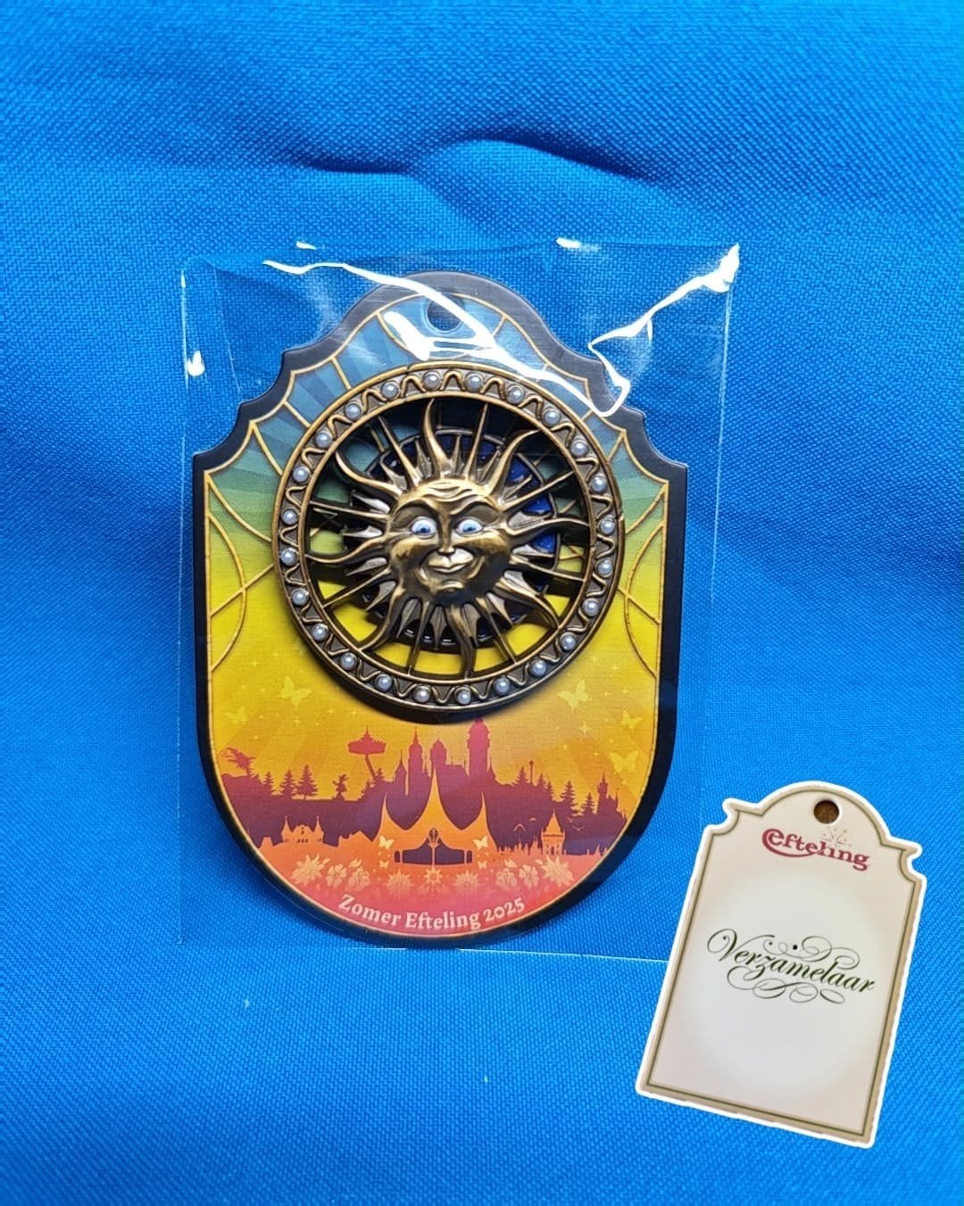 Efteling Zomerpin 2025 NIEUW, Verzamelen, Ophalen of Verzenden, Nieuw, Button of Speldje