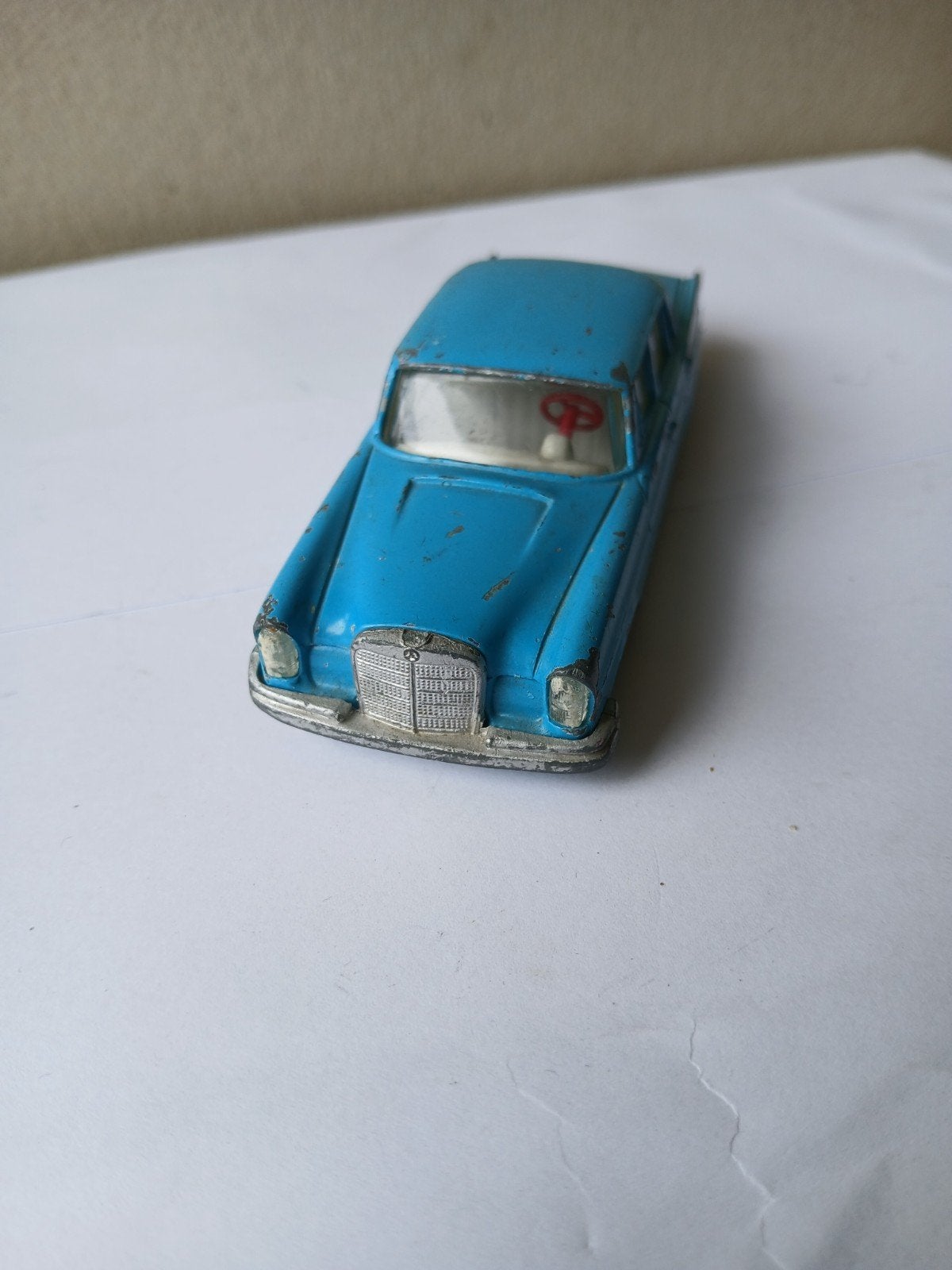 Mercedes 220SE.  Tekno low rider, Hobby en Vrije tijd, Modelauto's | 1:43, Ophalen of Verzenden, Gebruikt, Auto, Overige merken