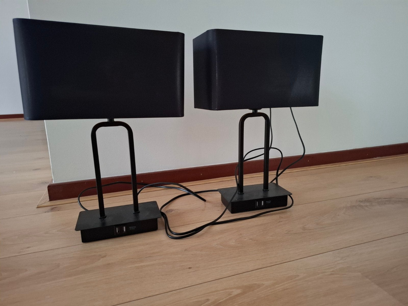 Set van 2 moderne tafellampen met USB-oplaadpoorten, Huis en Inrichting, Lampen | Tafellampen, Zwart, 40 cm, Schemerlamp, Touch bediening