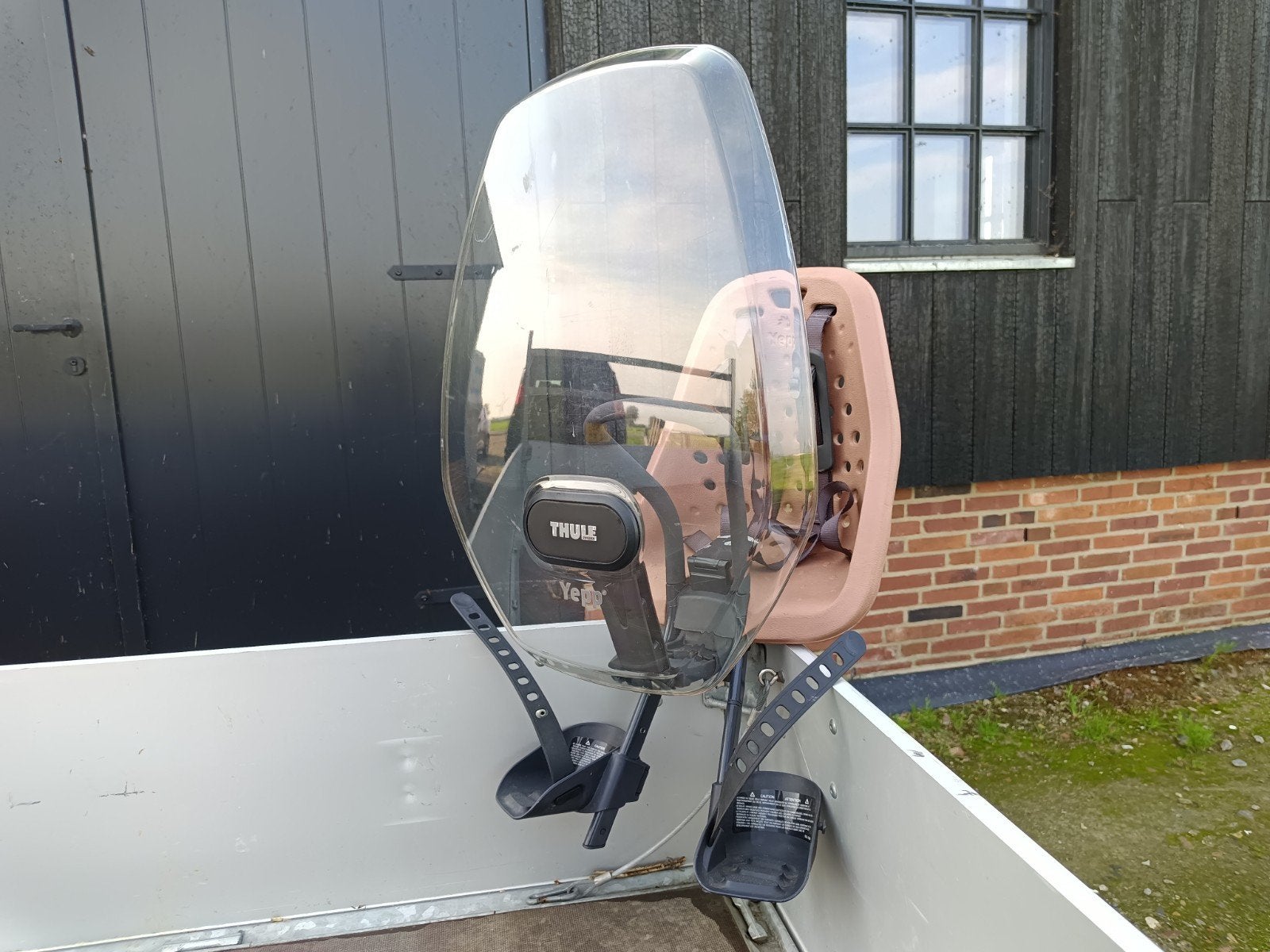 Thule yepp mini fietsstoeltje / fietszitje incl. windscherm, Ophalen, Voetsteuntjes, 0 t/m 18 kg, Voorzitje