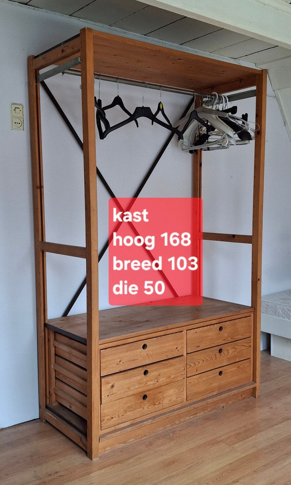 Houten kledingkast met lades en hangruimte, Huis en Inrichting, Kasten | Kledingkasten, Ophalen, Gebruikt, 100 tot 150 cm, Rustiek