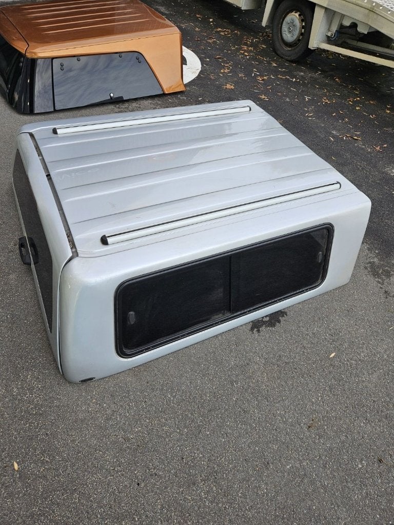 Nissan Navara Hardtop – (D40 King Cab), Ophalen