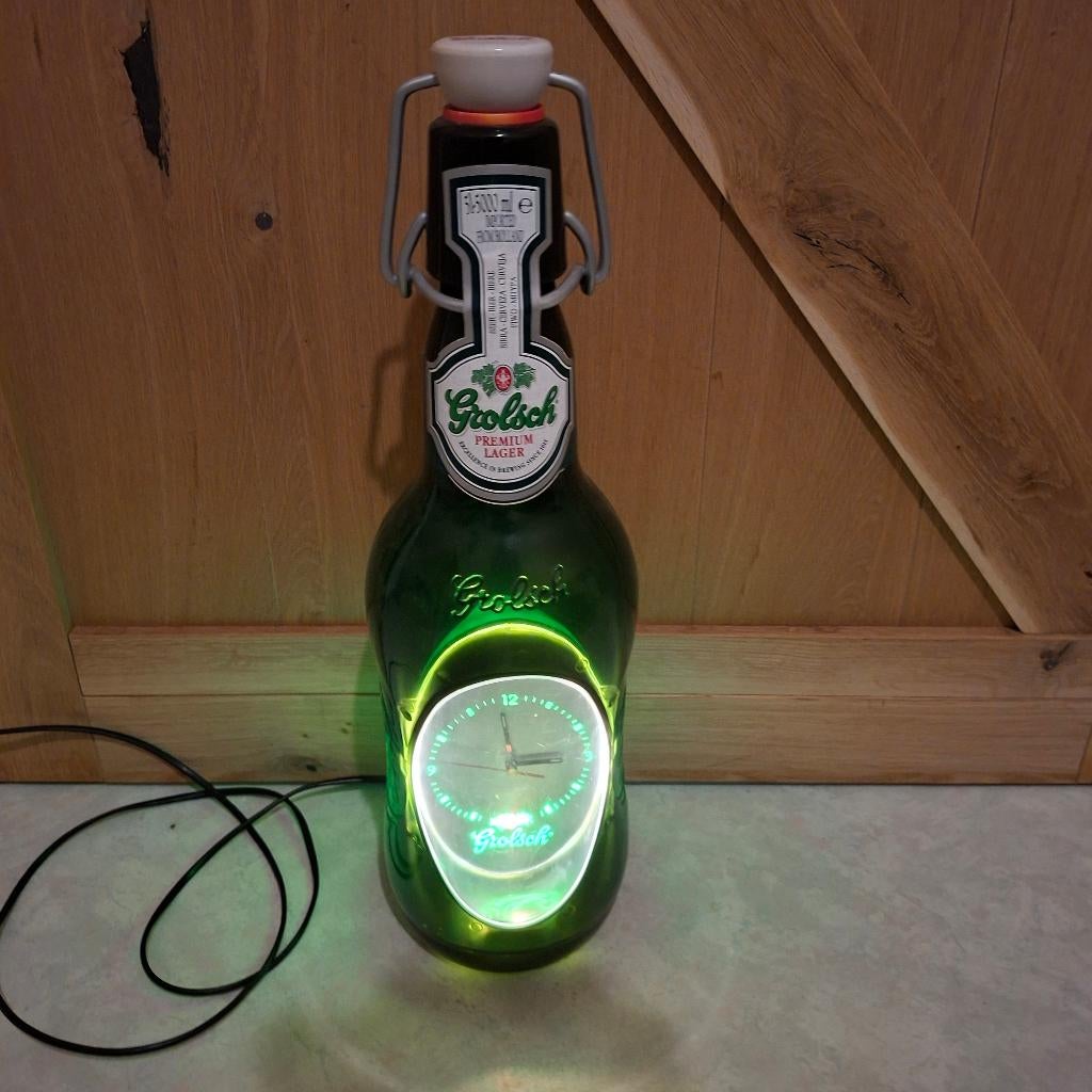 Grolsch bier lichtbak in de vorm van een fles, Ophalen of Verzenden, Gebruikt, Lichtbak of (neon) lamp