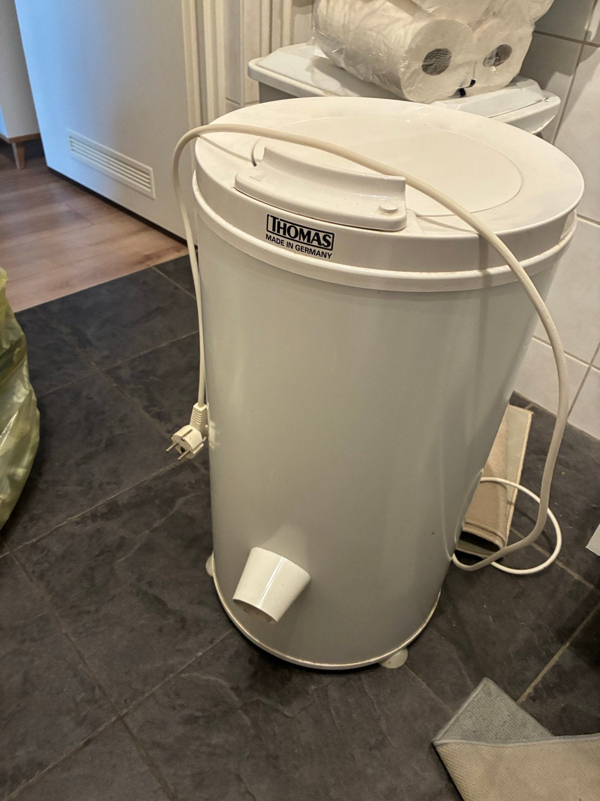 Thomas wascentrifuge 4,5 kg – 2800 toeren – Made in Germany, 4 tot 6 kg, Ophalen, Gebruikt, 1600 toeren of meer