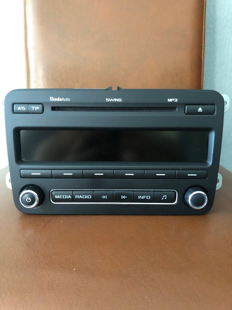 Skoda Fabia II (5J) - Radio CD 5J0035161D, Ophalen of Verzenden, Gebruikt