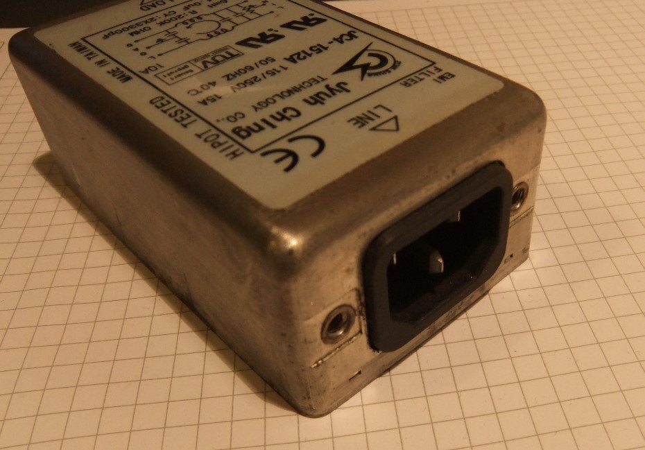 Net Filter (Jyuh Ching) 115/250 VAC - 15 A, Ophalen of Verzenden, Gebruikt