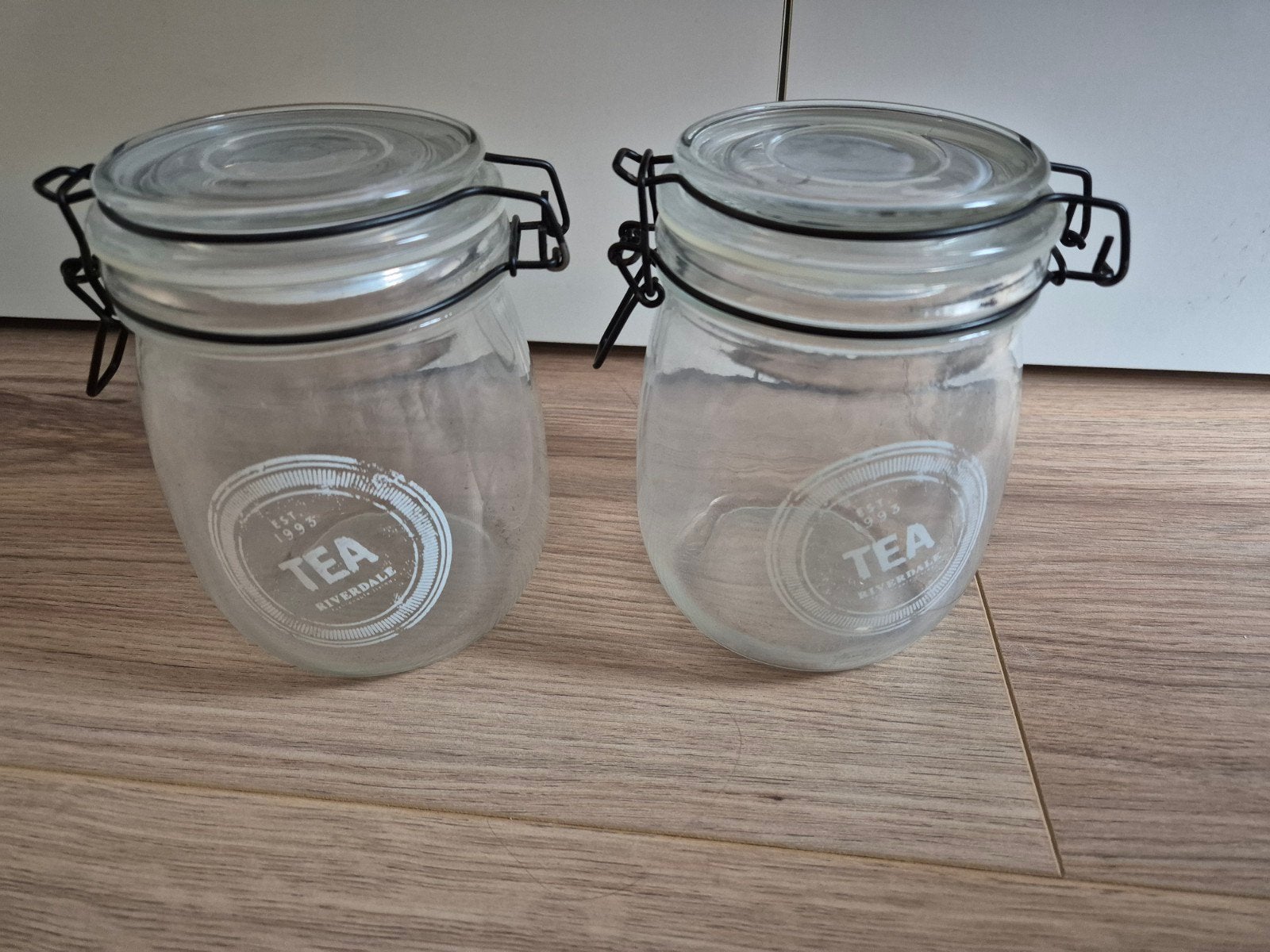 Riverdale voorraadpotten voor thee - set van 2, Huis en Inrichting, Ophalen, Glas, Zo goed als nieuw, Voorraadpot