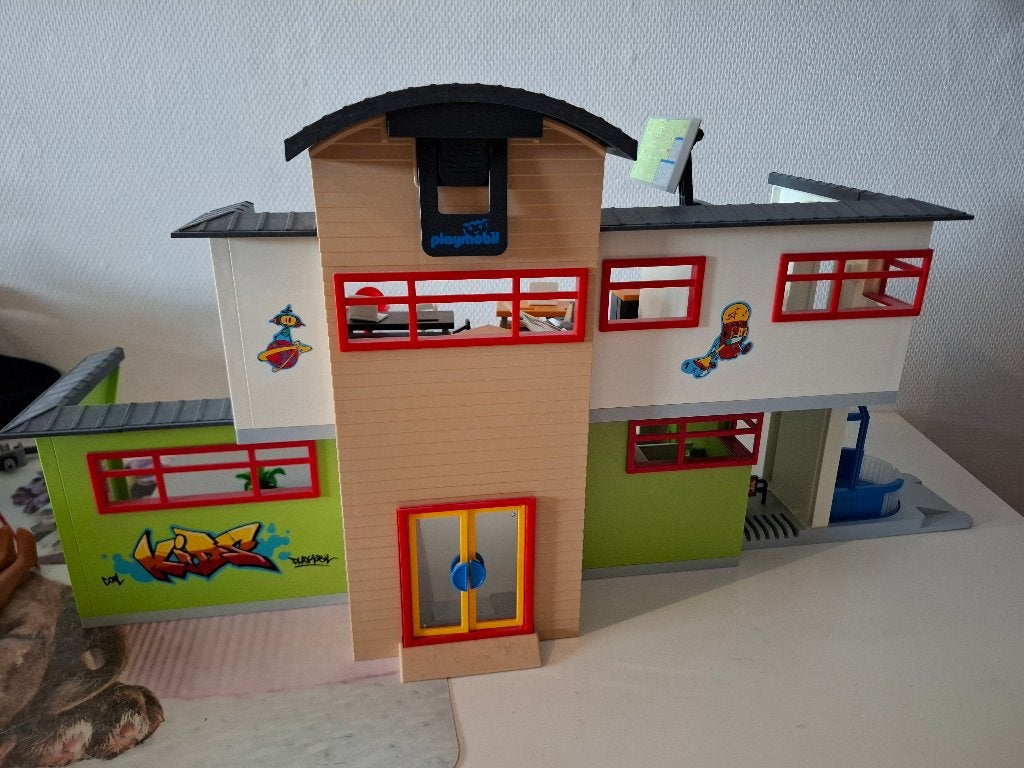Playmobil City Life Grote School, Ophalen, Zo goed als nieuw, Complete set, Gebouw