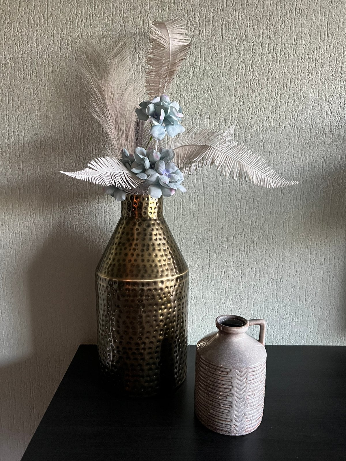 Gouden vaas metaal reliëf cilinder, Nieuw, Ophalen of Verzenden, Metaal, Geschikt voor droogbloemen