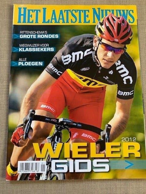 Wielergids 2012 van Het Laatste Nieuws, Ophalen of Verzenden, Zo goed als nieuw, Overige sporten, Overige typen