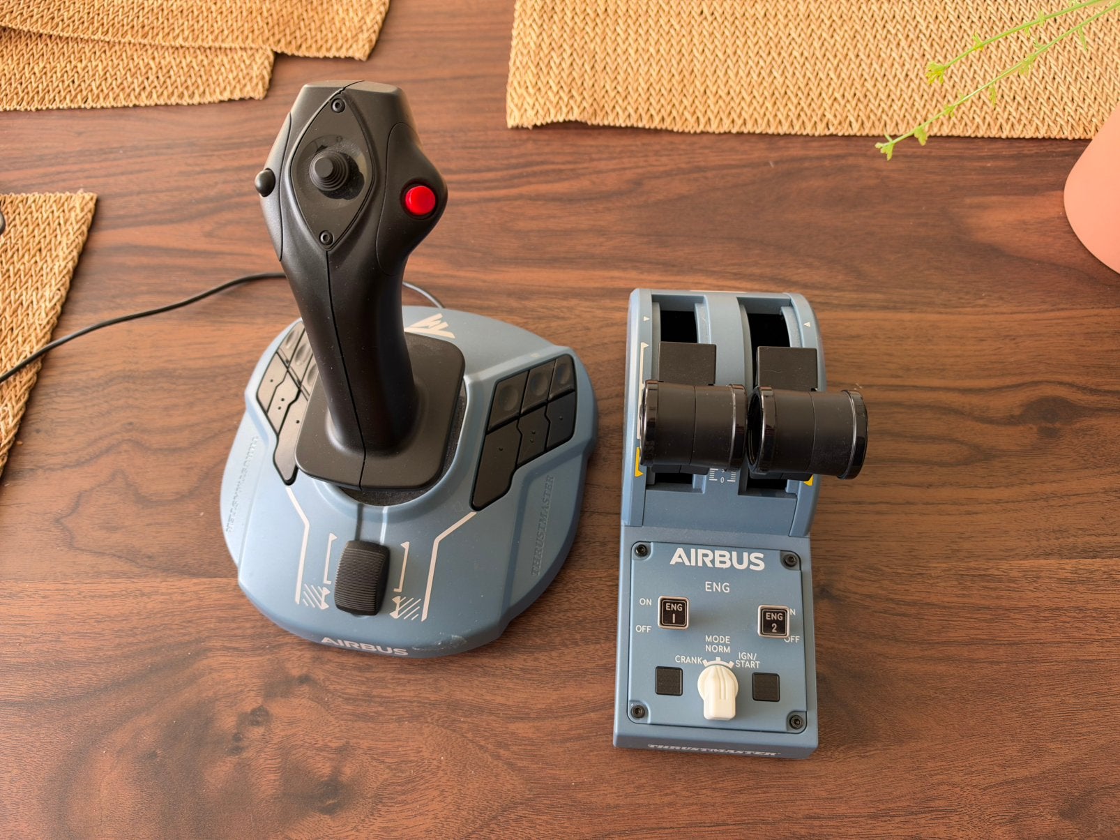 Airbus TCA throttle & joystick, Computers en Software, Ophalen of Verzenden, Zo goed als nieuw