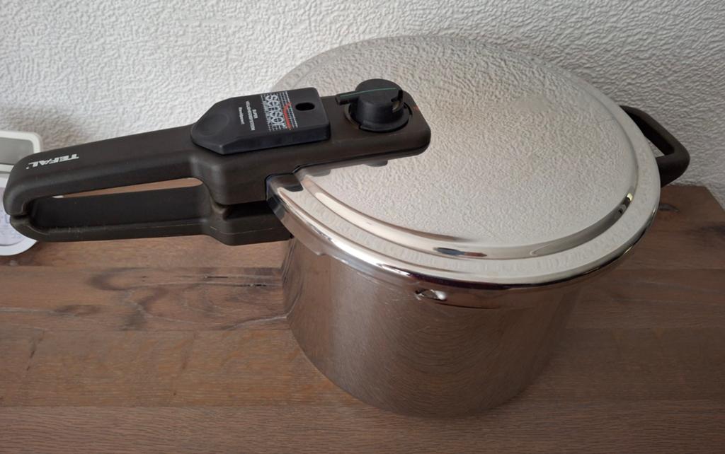 Tefal snelkookpan 6 liter, Ophalen, Rvs