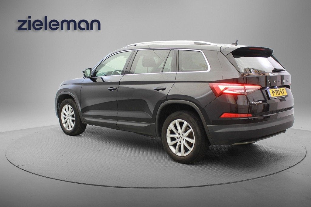 Skoda KODIAQ 1.5 TSI Business Edition 7 Persoons - Carplay,, Auto's, Keurmerk '100% Onderhouden', Euro 6, 4 cilinders, 7 stoelen