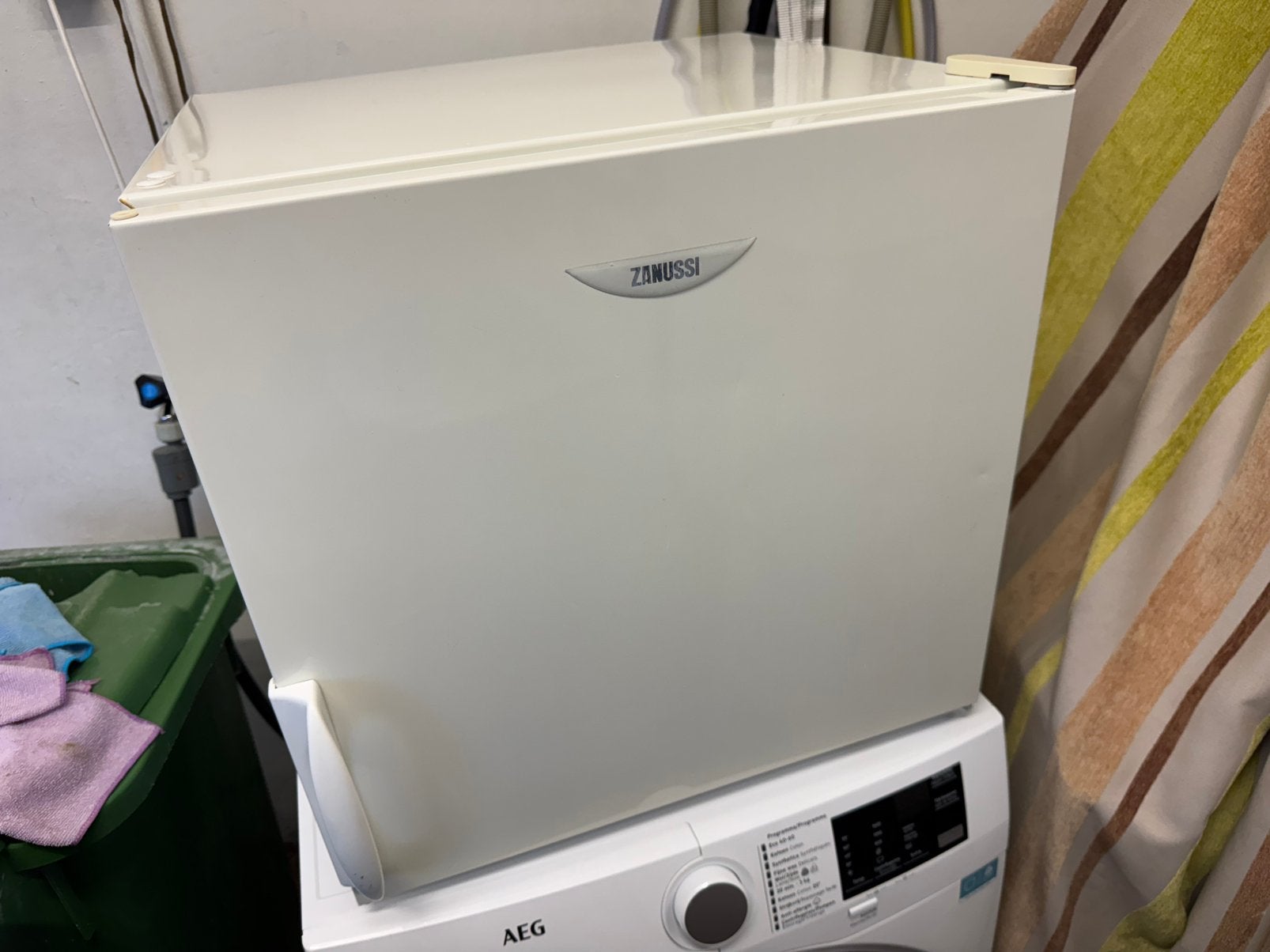 Kleine Vrieskastje | Zanussi | Schoon | Werkt Goed, Gebruikt, Minder dan 85 cm, Minder dan 60 cm, Energieklasse A of zuiniger